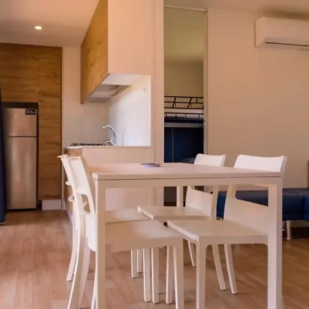 Torre Rinalda & Κάμπινγκ 4*
